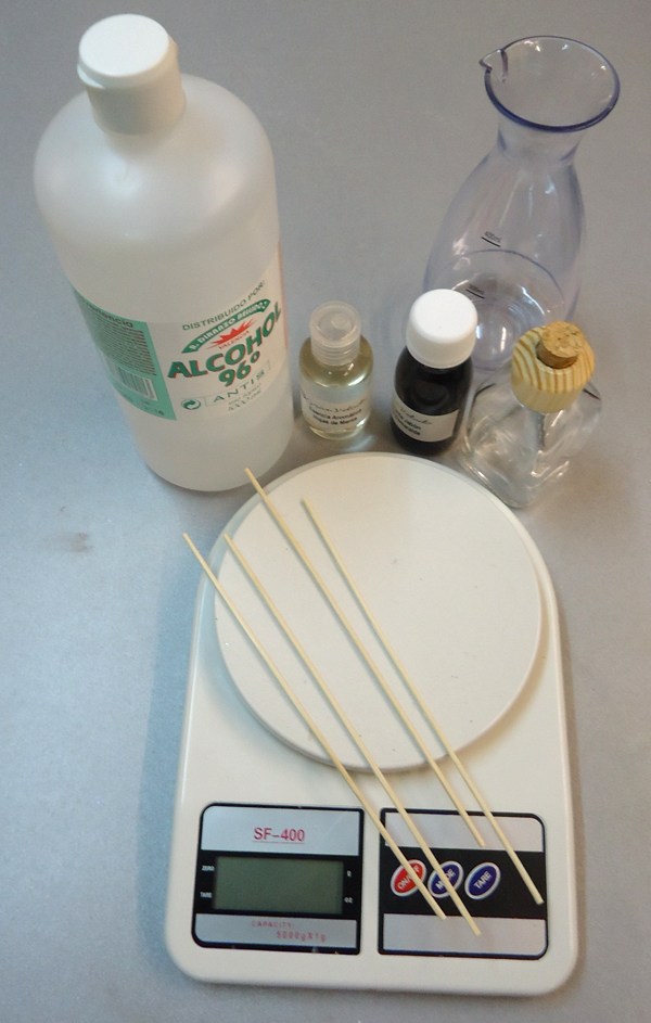 Materiales necesarios para preparar un mikado casero
